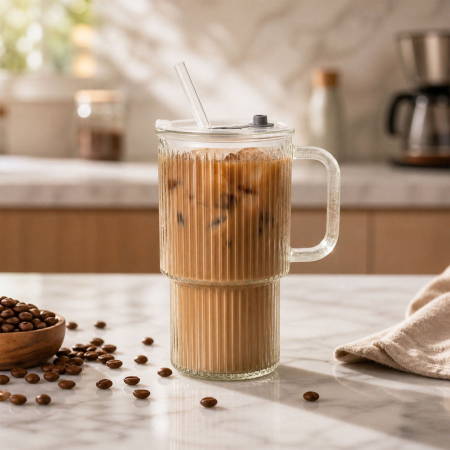 Glass Tumbler with Lid Ð Large 700ml Capacity with Handle for Cold Beverages